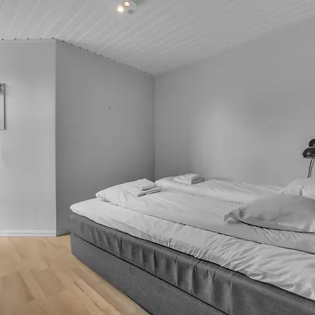 Large Modern House With A View Apartment Tromso