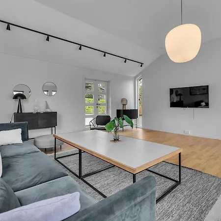 Large Modern House With A View * Tromso