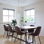 公寓 Large Modern House With A View 特罗姆瑟